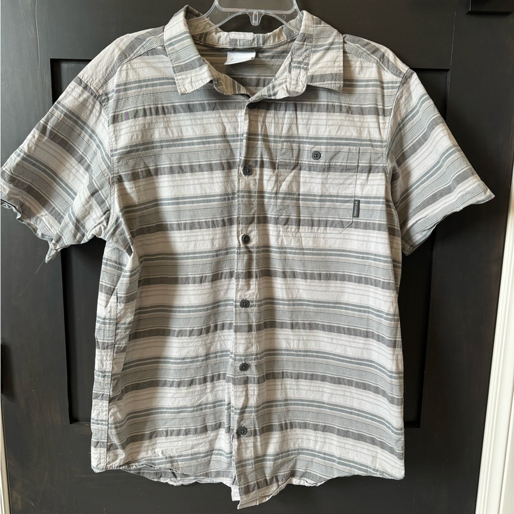 Columbia Men’s L Button-up